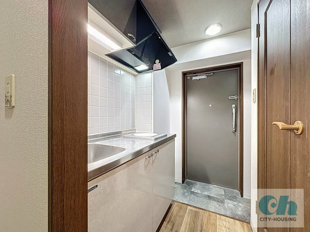 K2ヴィラ 408号室のキッチン