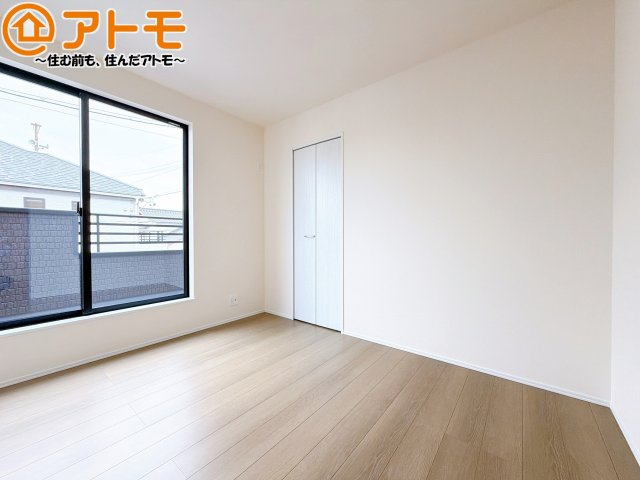 【寝室】 | 清水区高橋9期　新築戸建　A号棟 | 毎日すごす部屋の広さや陽当りも気になるポイントですね！現地で体感してみてください♪