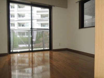 【寝室】 | ストーン目黒