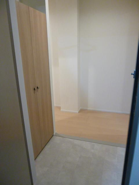 ビューノ新谷の玄関