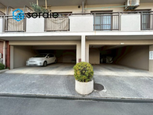 セザール所沢航空公園の駐車場|12月11日撮影