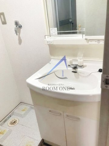 佐藤ビルの洗面所|洗面台です。