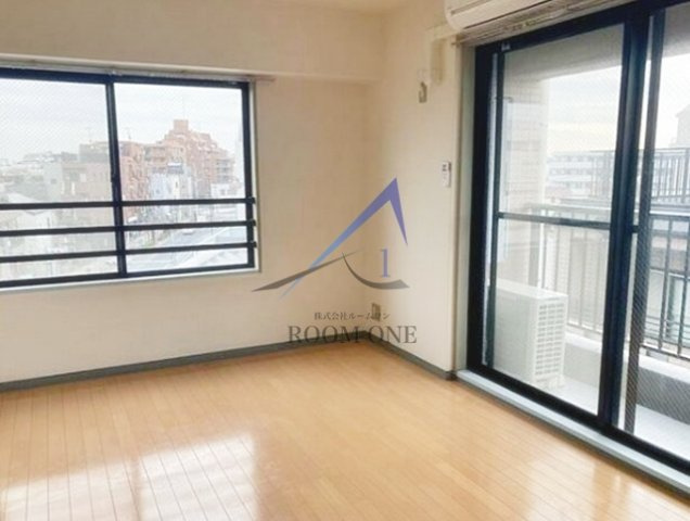 佐藤ビルの居間・リビング|洋室のお部屋です。