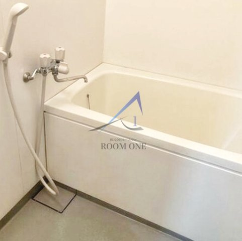 佐藤ビルの浴室|お風呂です。