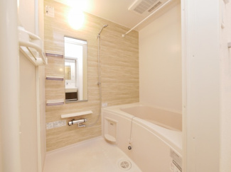 【浴室】 | リーベル クリサンス | ゆったり過ごせるお風呂です