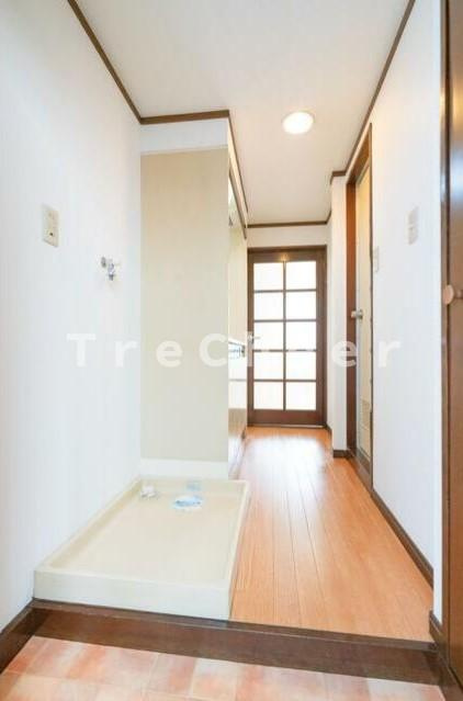 ヴィラ稲荷台の玄関