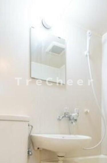 ヴィラ稲荷台の洗面所