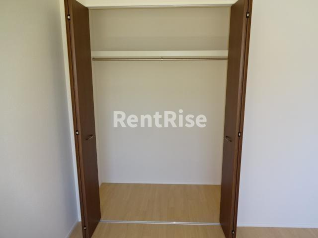 クレール エストの洋室|洋室クローゼット(イメージ)