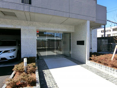 【エントランス】 | フュージョナル王子RICOTT