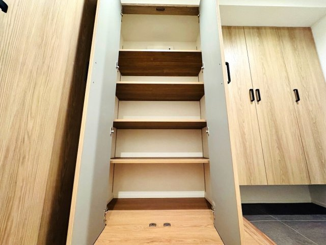 【収納】 | パーク・エステート上板橋（成増店） | 可動棚を採用しており、調整が可能です。