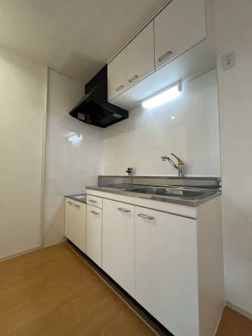 ガーデン・スマ B棟の居間・リビング