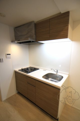 シーズンフラッツ梅田北のキッチン