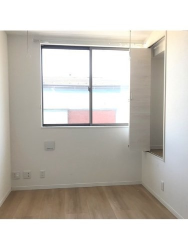 ソルナクレイシア方南町の寝室