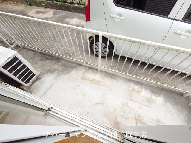 HITコートEのバルコニー