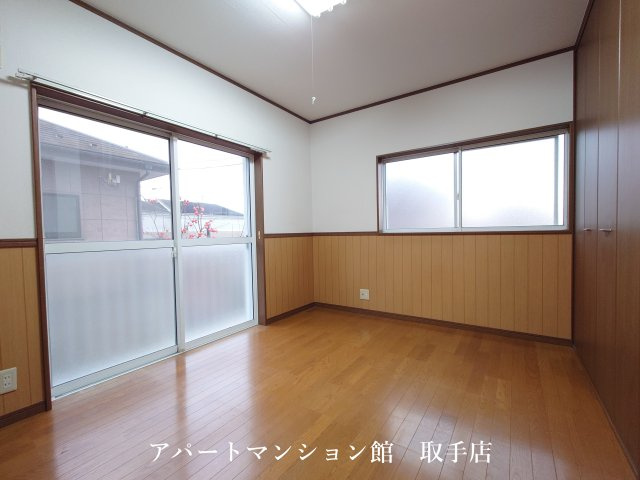 HITコートEの居間・リビング