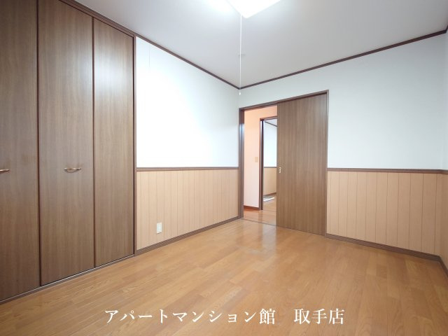 HITコートEの寝室
