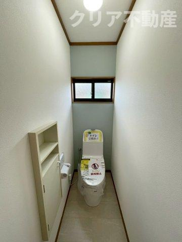 【トイレ】 | 前橋市箱田町　中古住宅 | 2階