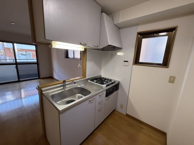 ラ・フォーレ三和のキッチン