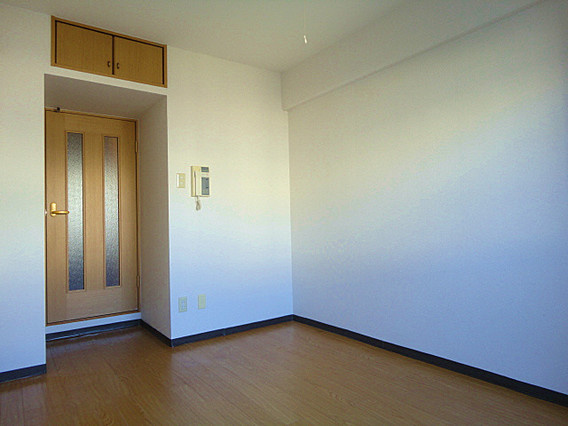 ワコーレ新神戸ステージの洋室