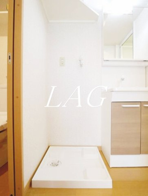 【設備】 | センチュリーコート | 室内洗濯機置き場です。