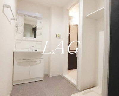 【洗面所】 | オルタンシアⅤ | 洗面台です。