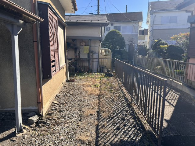 鹿沼市貝島中古戸建　落ち着いた住環境の4DK戸建の外観|駐車スペース