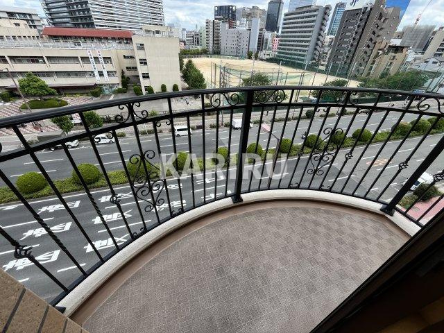 Uresidence京橋のバルコニー