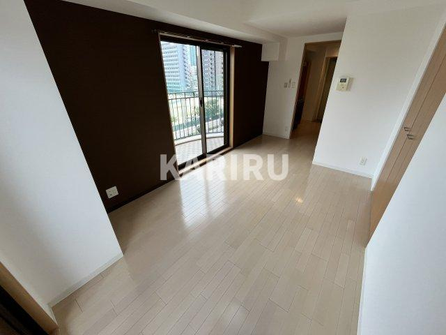 Uresidence京橋の居間・リビング