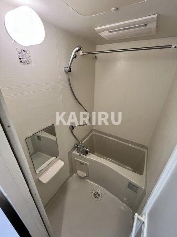 Uresidence京橋の浴室