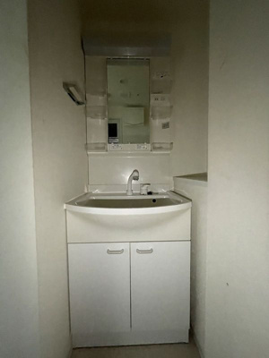 【独立洗面台】 | スパシエイラーレ横浜