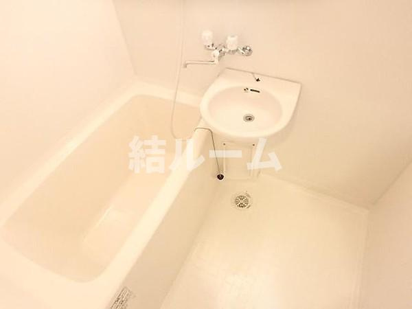 北区滝野川６丁目の賃貸マンションの浴室