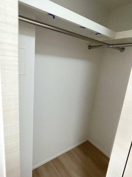 メイクス東向島Ⅱの収納|ウォークインクローゼット