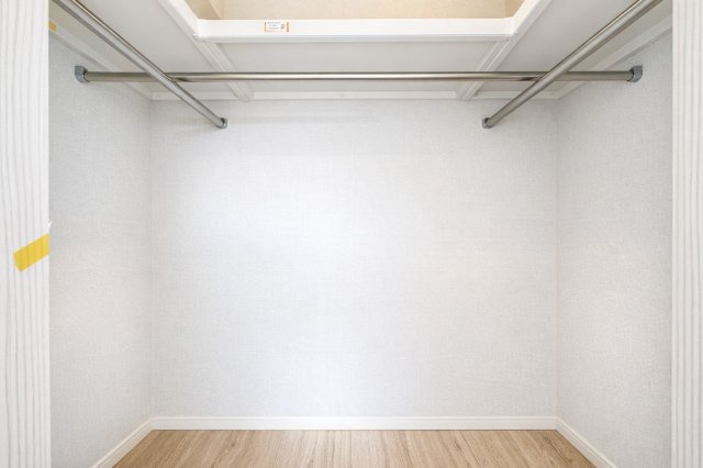 グローリア初穂お花茶屋の収納|暮らしをすっきり整える豊富な収納スペースは、衣類から日用品まで余裕を持ってしまえ、いつも整った美しい住まいを保つことができます。快適な生活を支える頼もしい味方です。