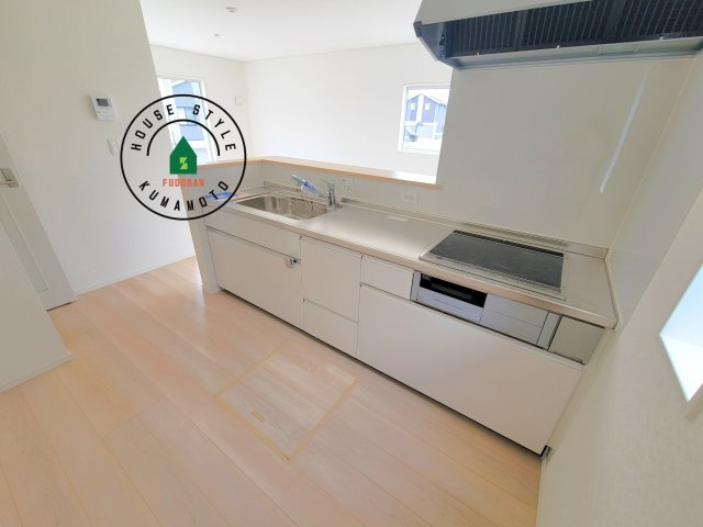 宇土市栗崎町第1₋3棟(2号棟)の内観：施工例|忙しい朝でも家族揃って食事をしたいゆとりあるダイニングスペース。