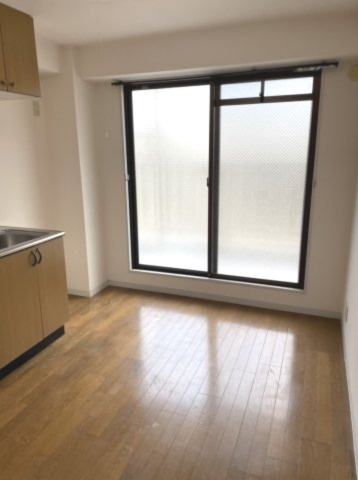 白蘭マンションの居間・リビング