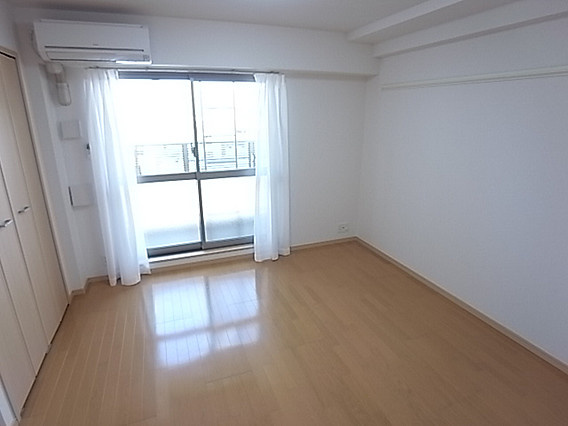 クラシェス北青木の居間・リビング