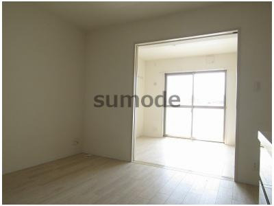 エストラーダブランカ下中条の内装