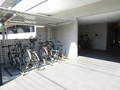 エストラーダブランカ下中条の周辺