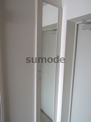 エストラーダブランカ下中条の玄関