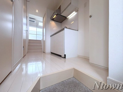 【玄関】 | K Flat | ゆったりとした玄関です