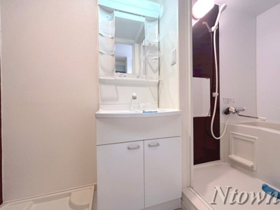 【独立洗面台】 | K Flat | 朝の身支度には欠かせない独立洗面化粧台