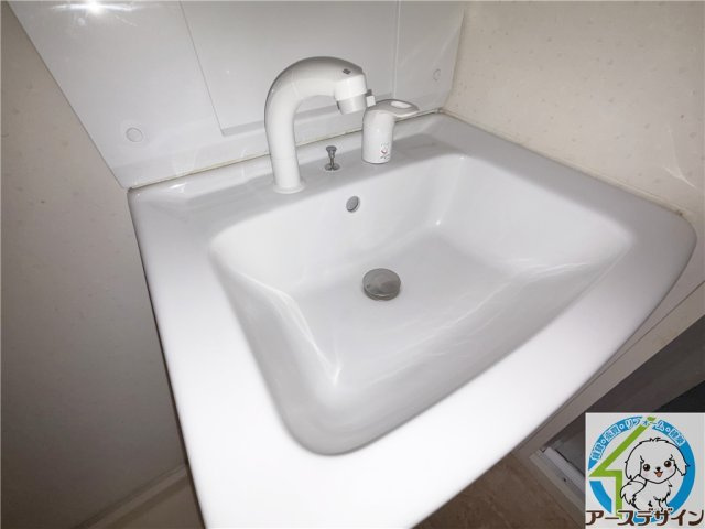 第2橋本ビルの独立洗面台