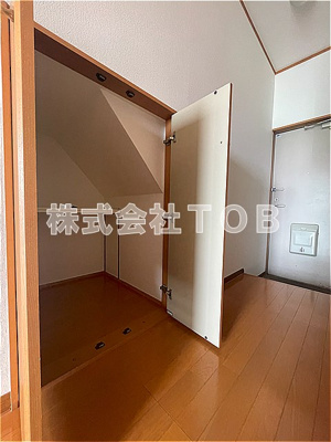 【その他】 | ガーネットハイツ | シューズBOX※クリーニング中の撮影※