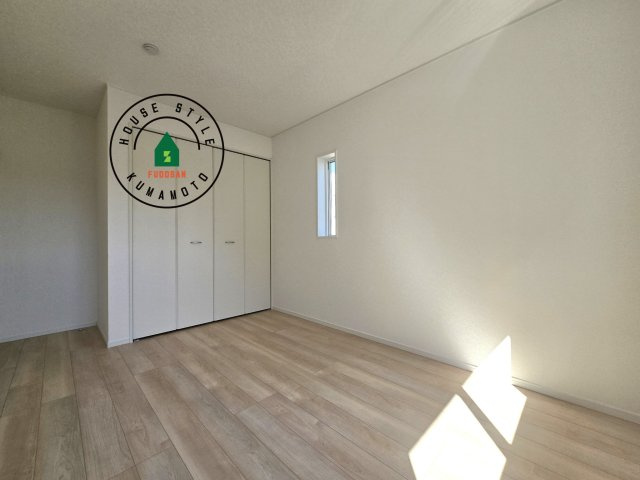 宇土市栗崎町第1₋3棟(1号棟)の内観：施工例|元気いっぱいのお子様が活躍するお部屋です。