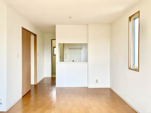 カトルフィーユ迫間　Ａの居間・リビング