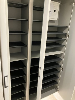 【収納】 | グリーンヴィラ琴似A棟 | シューズロッカーはたくさんの靴が入ります♪