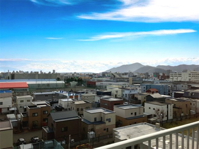 【展望】 | グリーンヴィラ琴似A棟 | ベランダからは山々の稜線を望めます♪