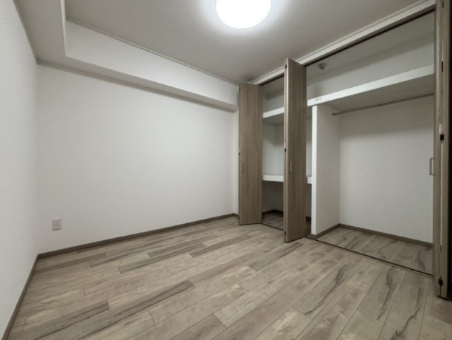 朝日プラザ長堀西のその他共用部分|【集合ポスト】
ダイヤル錠付きの集合ポストが設けられています。