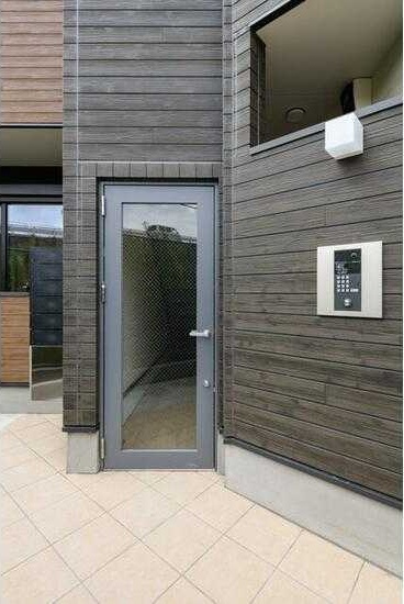 LAUREL墨田のエントランス