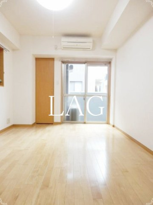 【居間・リビング】 | 松﨑ビル | 洋室のお部屋です。